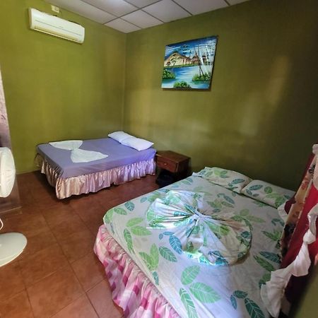 Hostal Nathaly Moyogalpa Zewnętrze zdjęcie