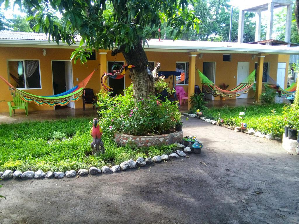 Hostal Nathaly Moyogalpa Zewnętrze zdjęcie